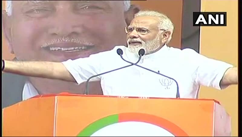 ಕಾಂಗ್ರೆಸ್ ಸರ್ಕಾರ ಸಿಲಿಕಾನ್ ಸಿಟಿಯನ್ನು ಕ್ರೈಮ್ ಸಿಟಿಯನ್ನಾಗಿ ಮಾರ್ಪಡಿಸಿದೆ- ನರೇಂದ್ರ ಮೋದಿ ವಾಗ್ದಾಳಿ