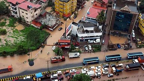 ಸಹಜ ಸ್ಥಿತಿಗೆ ಮರಳುತ್ತಿರುವ ಮಂಗಳೂರು ನಗರ