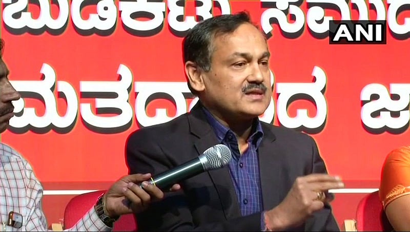ಬೆಂಗಳೂರಿನಲ್ಲಿ ಪತ್ತೆಯಾದ ವೋಟರ್ ಐಡಿ ನಕಲಿ ಅಲ್ಲ; ಇಬ್ಬರ ಬಂಧನ: ಚುನಾವಣಾ ಆಯೋಗ