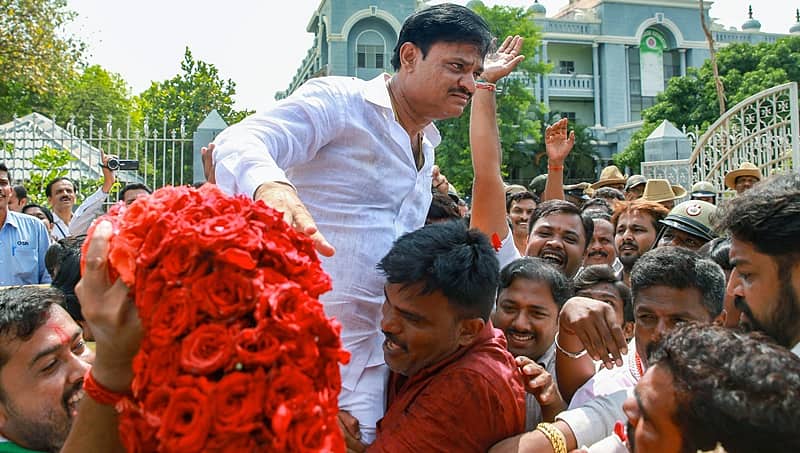 ತೂಗುಯ್ಯಾಲೆಯಲ್ಲಿ ಶಾಸಕ ಮುನಿರತ್ನ ಭವಿಷ್ಯ