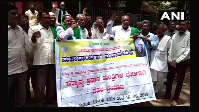 ಮಹದಾಯಿ ವಿವಾದ : ಪ್ರಧಾನಿ ಮೋದಿ ಭೇಟಿಗಾಗಿ ದೆಹಲಿಗೆ ರೈತ ನಿಯೋಗ ಪ್ರಯಾಣ