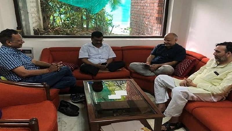 ಪ್ರಮುಖ ಸಿಬ್ಬಂದಿಗಳಿಲ್ಲದೆ ಕೆಲಸ ಮಾಡಲು ನಿಮಗೆ ಸಾಧ್ಯವೇ?: ಪ್ರಧಾನಿಗೆ ಕೇಜ್ರಿವಾಲ್ ಪ್ರಶ್ನೆ