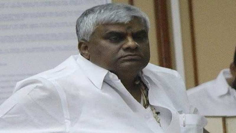 ಇಲಾಖೆ ಕೆಲಸ ಬಿಟ್ಟು ಬೇರೇನೂ ಮಾಡಿಲ್ಲ, ಸೂಪರ್ ಸಿಎಂ ನಾನಲ್ಲ: ಎಚ್.ಡಿ ರೇವಣ್ಣ