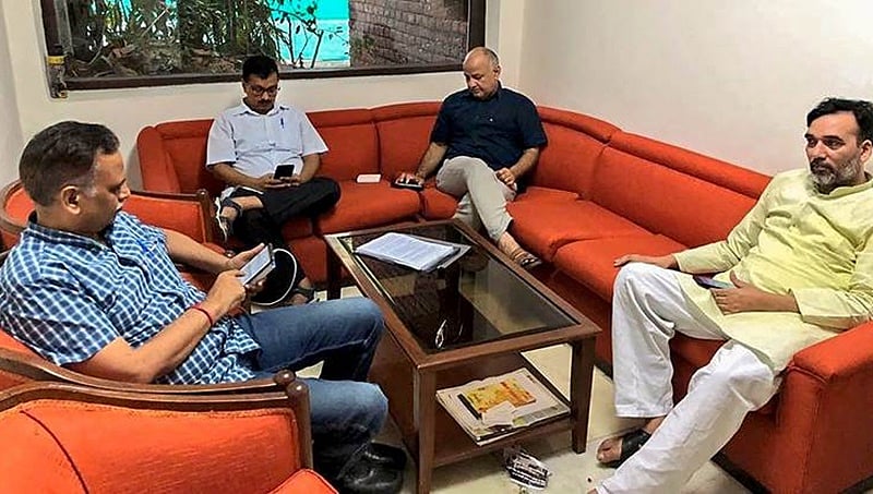 ಆಪ್-ಲೆಫ್ಟಿನೆಂಟ್ ಗವರ್ನರ್ ಬಿಕ್ಕಟ್ಟು: 9 ದಿನಗಳ ಕೇಜ್ರಿವಾಲ್ ಧರಣಿ ಅಂತ್ಯ