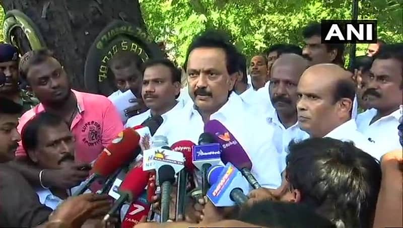 ತಮಿಳುನಾಡು ರಾಜ್ಯಪಾಲರ ವಿರುದ್ಧ ಪ್ರತಿಭಟನೆ, ಸ್ಟಾಲಿನ್ ಮೇಲೆ ಕೇಸು ದಾಖಲು