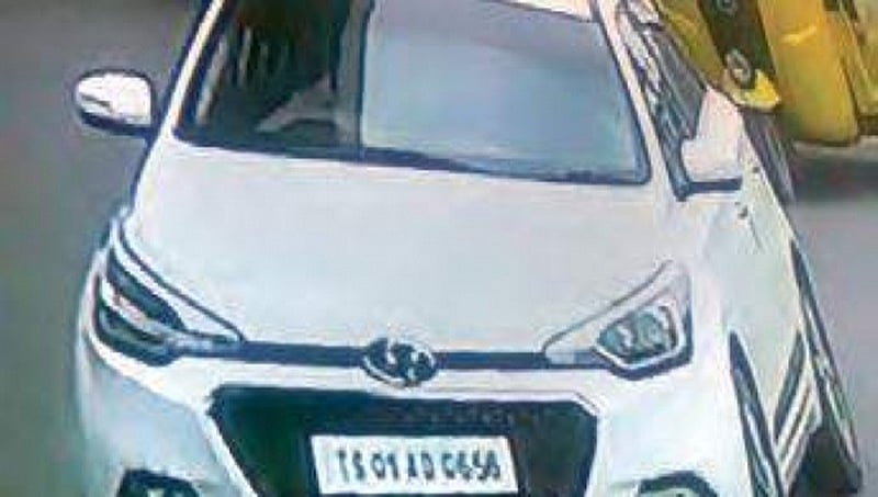 ಹೈದರಾಬಾದ್ ಪೊಲೀಸರಿಗೆ ತಲೆ ನೋವಾದ ಬಿಳಿ ಬಣ್ಣದ ಐ20 ಕಾರು, ಯಾಕೆ ಗೊತ್ತಾ?