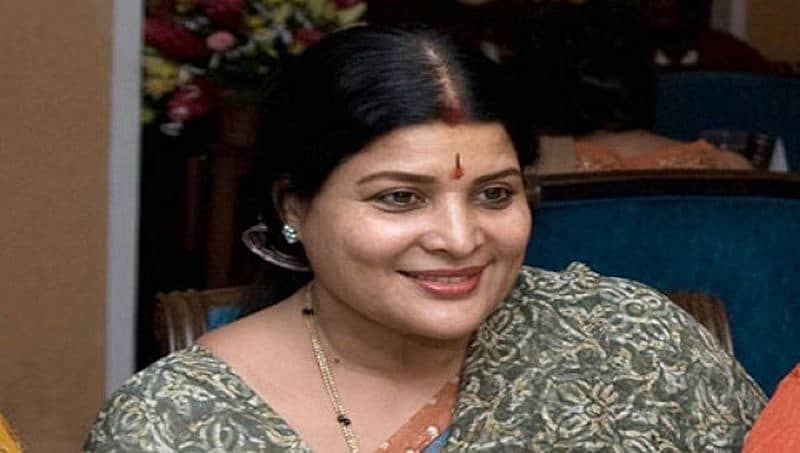ಸಮ್ಮಿಶ್ರ ಸರ್ಕಾರದ ಏಕೈಕ ಮಹಿಳಾ ಸಚಿವೆ ಜಯಮಾಲಾ!