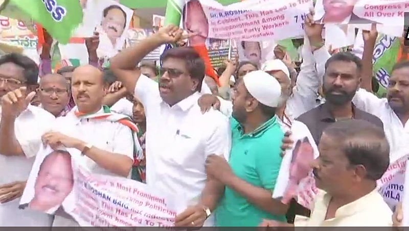 ಕಾಂಗ್ರೆಸ್ ನಲ್ಲಿ ಹೆಚ್ಚಿದ ಭಿನ್ನಮತ, ಜೂ.13 ರಂದು ಅತೃಪ್ತ ಶಾಸಕರ ಸಭೆ