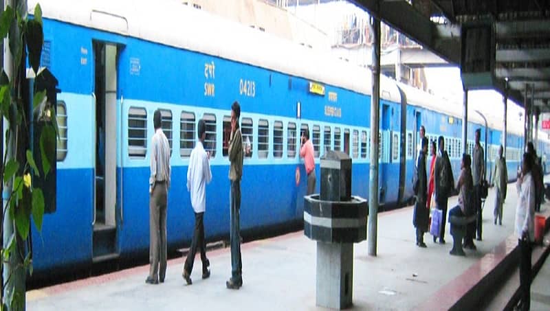 ಬೆಂಗಳೂರು-ಮೈಸೂರು ನಡುವಿನ 5 ರೈಲುಗಳಲ್ಲಿ ಎಸಿ ಬೋಗಿಗಳ ದರ ಕಡಿತ