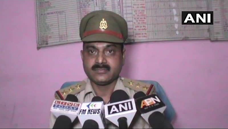 ಉತ್ತರ ಪ್ರದೇಶ : ಗೋ ಕಳ್ಳಸಾಗಣೆ ತಡೆಯುವಲ್ಲಿ ವಿಫಲ: ತನ್ನ ವಿರುದ್ಧವೇ ದೂರು ದಾಖಲಿಸಿದ್ದ ಪೊಲೀಸ್ !