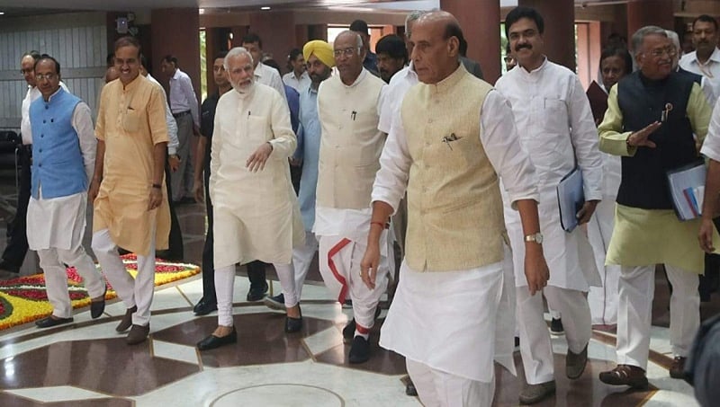 ನಾಳೆಯಿಂದ ಸಂಸತ್ತಿನ ಮುಂಗಾರು ಅಧಿವೇಶನ :ಸುಗಮ ಕಲಾಪಕ್ಕೆ  ಸಹಕರಿಸುವಂತೆ ಸರ್ವ ಪಕ್ಷ ಸಭೆಯಲ್ಲಿ ಪ್ರಧಾನಿ ಮನವಿ