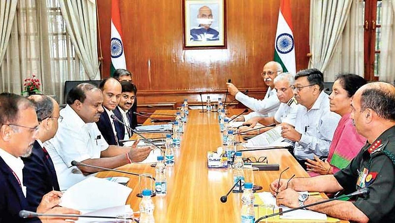 'ನಮ್ಮ ಮೆಟ್ರೊ' ಯೋಜನೆಗೆ ರಕ್ಷಣಾ ಇಲಾಖೆ ಭೂಮಿ ನೀಡಲು ಸಿಎಂ ಕುಮಾರಸ್ವಾಮಿಗೆ ಕೇಂದ್ರ ಭರವಸೆ