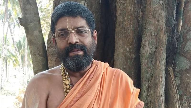 ಶಿರೂರು ಶ್ರೀಗಳ ಅನುಮಾನಾಸ್ಪದ ಸಾವು; ಅಡುಗೆ ಮನೆ ವಸ್ತುಗಳು, ಆಹಾರ ಪೊಲೀಸರ ವಶಕ್ಕೆ