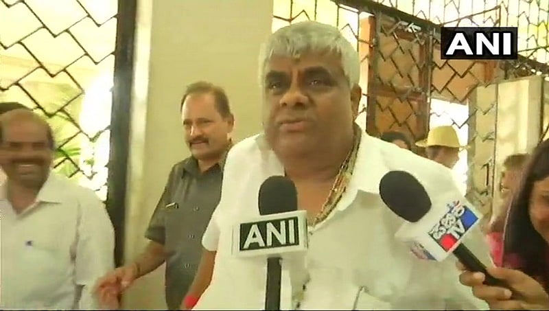 ಪ್ರತಿದಿನ ಬೆಂಗಳೂರಿಗೆ ಪ್ರಯಾಣ ಮಾಡುವಂತೆ ಯಾವ ಜ್ಯೋತಿಷಿಯೂ ನನಗೆ ಹೇಳಿಲ್ಲ: ಹೆಚ್ ಡಿ ರೇವಣ್ಣ
