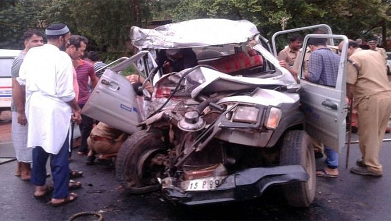 ಮಂಗಳೂರು: ಉಪ್ಪಳ ಬಳಿ ಭೀಕರ ರಸ್ತೆ ಅಪಘಾತ, ಐವರ ದುರ್ಮರಣ!