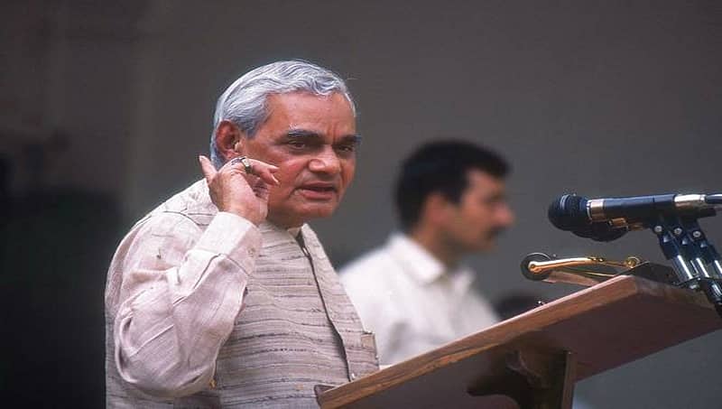 ಭಾರತದ ಟೆಲಿಕಾಂ ಕ್ರಾಂತಿಗೆ ಅಡಿಪಾಯ ಹಾಕಿದ್ದ ವಾಜಪೇಯಿ!
