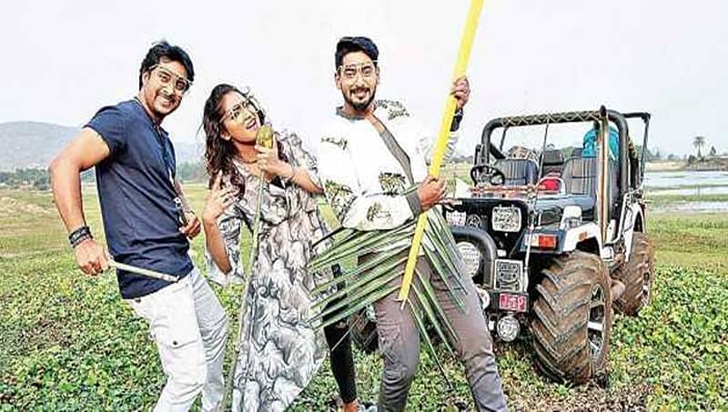 ಲೈಫ್ ಜೊತೆ ಸೆಲ್ಫೀ ತೆಗೆದುಕೊಳ್ಳಲು ಒಂದಾದ ರಿಯಲ್ ಲೈಫ್ ಗೆಳೆಯರು!