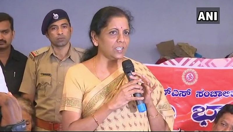 ಕೊಡಗನ್ನು ಪುನರ್ ನಿರ್ಮಾಣಕ್ಕೆ ಸೇನೆ ಎಲ್ಲಾ ರೀತಿಯ ನೆರವು ನೀಡಲಿದೆ: ನಿರ್ಮಲಾ ಸೀತಾರಾಮನ್