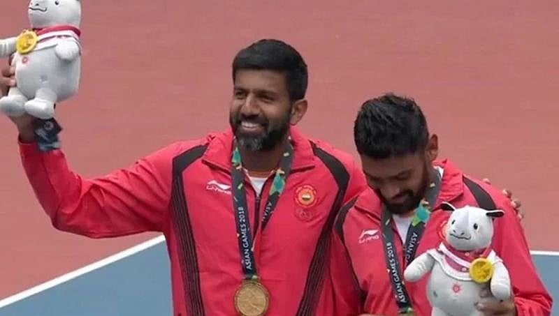 ಪ್ರವಾಹದಿಂದ ತತ್ತರಿಸಿದ ಕೊಡಗು: ಸಂತ್ರಸ್ತರಿಗೆ ಚಿನ್ನದ ಪದಕ ಅರ್ಪಿಸಿದ ಬೋಪಣ್ಣ