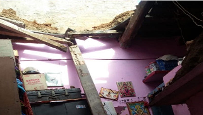 ಬಳ್ಳಾರಿ: ಮನೆಯ ಮೇಲ್ಛಾವಣಿ ಕುಸಿತ, ತಾಯಿ-ಮಗ ಸಾವು