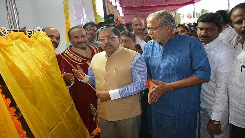 ಬೆಂಗಳೂರು: ಪಶ್ಚಿಮ ಕಾರ್ಡ್ ರಸ್ತೆಯಲ್ಲಿನ ಮೇಲ್ಸೇತುವೆ ಉದ್ಘಾಟಿಸಿದ ಉಪಮುಖ್ಯಮಂತ್ರಿ ಡಾ. ಪರಮೇಶ್ವರ್