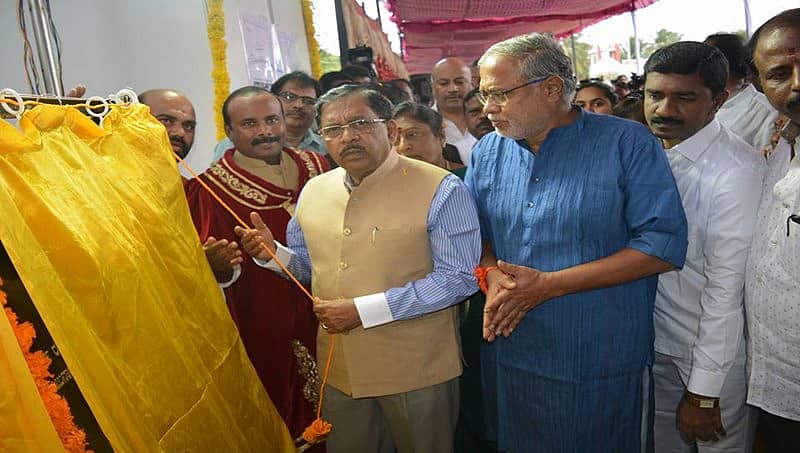 ಬೆಂಗಳೂರು: ಪಶ್ಚಿಮ ಕಾರ್ಡ್ ರಸ್ತೆಯಲ್ಲಿನ ಮೇಲ್ಸೇತುವೆ ಉದ್ಘಾಟಿಸಿದ ಉಪಮುಖ್ಯಮಂತ್ರಿ ಡಾ. ಪರಮೇಶ್ವರ್