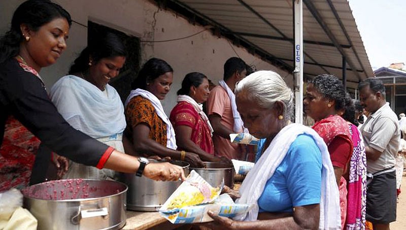 ಕೇರಳ ಪ್ರವಾಹ: ದೇವರನಾಡಿನಲ್ಲಿ ಶಾಲೆಗಳು ಪುನಾರಂಭ!