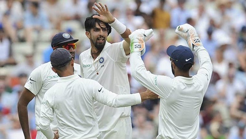 ಇಶಾಂತ್ ಶರ್ಮಾ ಮಾರಕ ಬೌಲಿಂಗ್ ಗೆ ತತ್ತರಿಸಿದ ಇಂಗ್ಲೆಂಡ್: 2 ನೇ ಇನ್ನಿಂಗ್ಸ್ ನಲ್ಲಿ 7 ವಿಕೆಟ್ ಪತನ