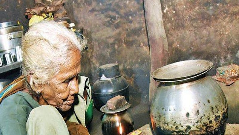 ಉಡುಪಿ: 103 ವರ್ಷದ ಅಜ್ಜಿಗೆ ಮನೆ ಉಡುಗೊರೆ ನೀಡಿದ ಗ್ರಾಮಸ್ಥರು!