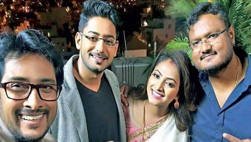 'ಲೈಫ್ ಜೊತೆ ಒಂದು ಸೆಲ್ಫಿ' ಗೆ ಪೋಸ್ ಕೊಟ್ಟ ಮಾನಸ ದಿನಕರ್