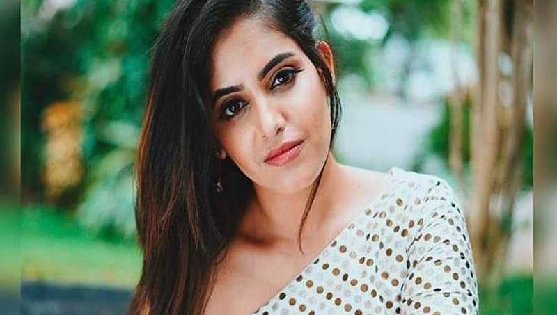 ಬಿಗ್ ಬಾಸ್ ಶ್ರುತಿ ಈಗ 'ಫಿದಾ' ಚಿತ್ರದ ನಾಯಕಿ, ಸ್ಯಾಂಡಲ್ ವುಡ್ ನಲ್ಲಿ ನವತಾರೆಯ ಅದೃಷ್ಟ ಪರೀಕ್ಷೆ
