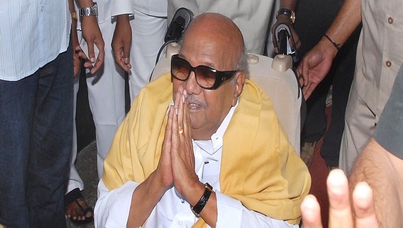 ತಮಿಳುನಾಡು ಮತ್ತೊಮ್ಮೆ ಅನಾಥ: ಇಲ್ಲಿದೆ ಕರುಣಾನಿಧಿ ಅವರ ಸಿನಿ-ರಾಜಕೀಯ ಜೀವನದ ವೃತ್ತಾಂತ