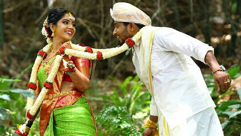 ದಾಂಪತ್ಯ ಜೀವನಕ್ಕೆ ಕಾಲಿಟ್ಟ 'ಚರಣದಾಸಿ' ಖ್ಯಾತಿಯ ಕನ್ನಡ ಕಿರುತೆರೆ ನಟಿ ಕಾವ್ಯಾ