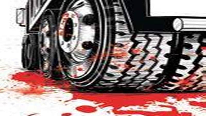 ಬೆಂಗಳೂರು:ವೇಗವಾಗಿ ಬಂದ ಶಾಲಾ ಬಸ್ ಬೈಕ್ ಗೆ ಡಿಕ್ಕಿ:ಇಬ್ಬರು ಸಾವು