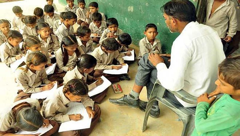 ದೇಶದ 13,500 ಗ್ರಾಮಗಳಲ್ಲಿ ಶಾಲೆಗಳೇ ಇಲ್ಲ!