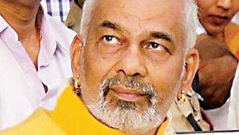 ದೇವೇಗೌಡ ಕುಟುಂಬದ ವಿರುದ್ಧ ಭೂಕಬಳಿಕೆ ಆರೋಪ: ಸಮ್ಮಿಶ್ರ ಸರ್ಕಾರಕ್ಕೆ ಮುಜುಗರ ತಂದ ಎ.ಮಂಜು!