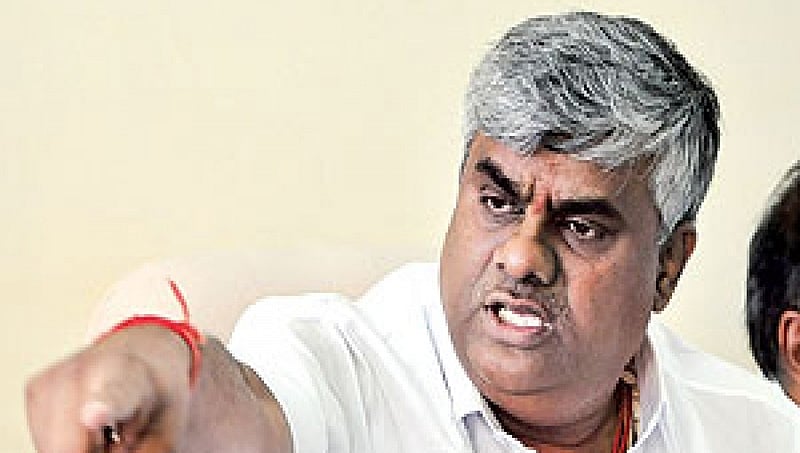 ದೇವೇಗೌಡ ಕುಟುಂಬದ ವಿರುದ್ಧ ಭೂಕಬಳಿಕೆ ಆರೋಪ: ತನಿಖೆಗೆ ಒತ್ತಾಯಿಸಿದ ಬಿಜೆಪಿ