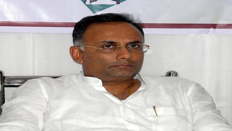 ಕೆಲ ಚಾನೆಲ್ ಗಳು ಬಿಜೆಪಿ ವಕ್ತಾರರಂತೆ ಕೆಲಸ ಮಾಡುತ್ತಿವೆ: ದಿನೇಶ್ ಗುಂಡೂರಾವ್ ಕಿಡಿ