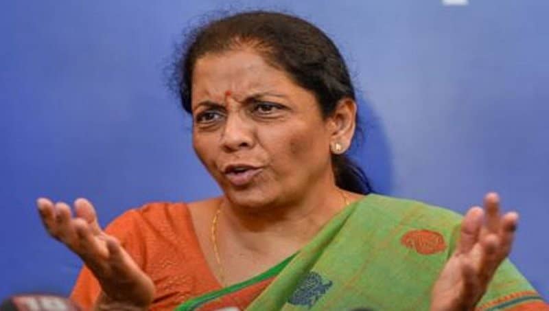 ರಾಫೆಲ್ ವಿವಾದ: ಕಾಂಗ್ರೆಸ್ ' ಗ್ರಹಿಕೆ ಯುದ್ಧ ' ವಿರುದ್ಧ ಸರ್ಕಾರ ಹೋರಾಟ- ಸೀತಾರಾಮನ್
