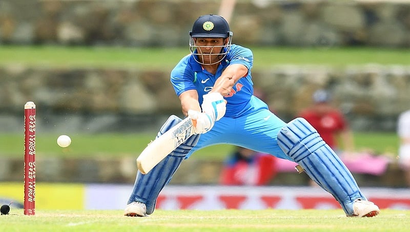ಏಷ್ಯಾಕಪ್: ಟಾಸ್ ಗೆದ್ದ ಅಫ್ಘಾನ್ ಬ್ಯಾಟಿಂಗ್, ಮತ್ತೆ ಕ್ಯಾಫ್ಟನ್ ಕ್ಯಾಪ್ ತೊಟ್ಟ ಧೋನಿ!