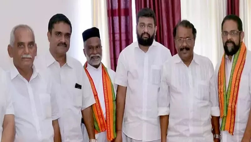 'ನಮೋ' ಎಫೆಕ್ಟ್; ಬಿಜೆಪಿ ಸೇರಿದ ಇಬ್ಬರು ಕೇರಳದ ಕೈಸ್ತ ಪಾದ್ರಿಗಳು!