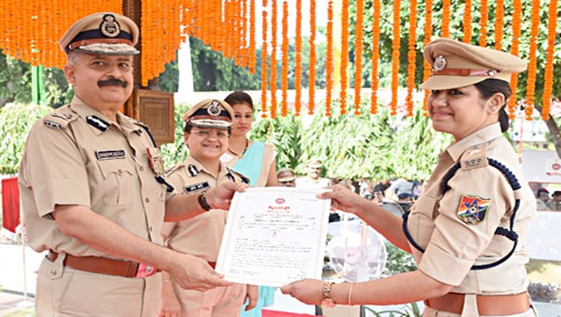 ಮಕ್ಕಳ ರಕ್ಷಣೆ ಪ್ರಯತ್ನಕ್ಕೆ ರಾಷ್ಟ್ರೀಯ ಪ್ರಶಸ್ತಿ: ರೈಲ್ವೆ ಪೊಲೀಸ್ ಅಧಿಕಾರಿಗೆ ಅತ್ಯುನ್ನತ ಗೌರವ !