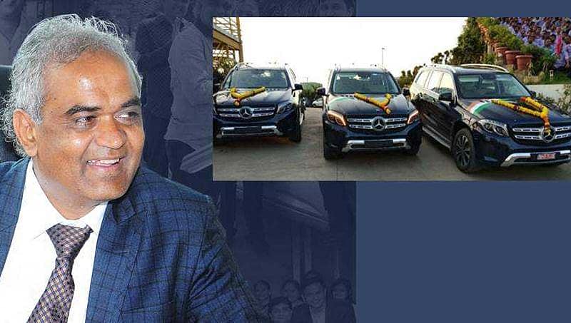 ಕಂಪನಿಯಲ್ಲಿ 25 ವರ್ಷ ಪೂರೈಸಿದ ನೌಕರರಿಗೆ ರೂ.1 ಕೋಟಿ ಎಸ್'ಯುವಿ ಕಾರು ನೀಡಿದ ವಜ್ರದ ವ್ಯಾಪಾರಿ ಧೋಲಾಕಿಯಾ!