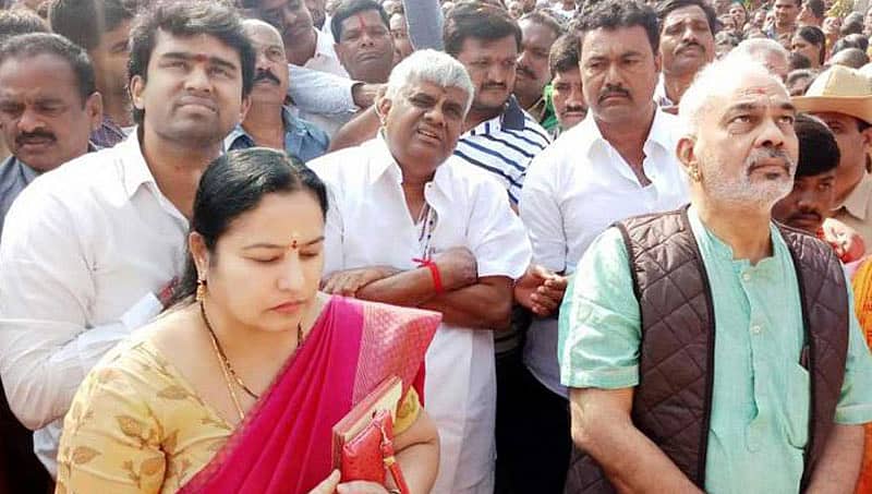 ಹಾಸನದಲ್ಲಿ ಜೆಡಿಎಸ್ ಗೆ ಪ್ರಯಾಸದ ಜಯ, ಭವಾನಿ ರೇವಣ್ಣ ಬಲಪ್ರದರ್ಶನಕ್ಕೆ ಸಾಕ್ಷಿಯಾದ ಹೊಳೆನರಸೀಪುರ