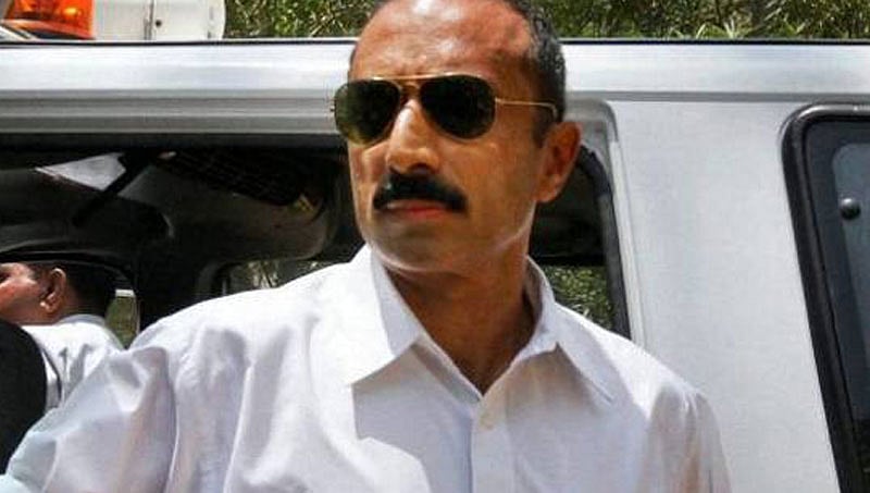 22 ವರ್ಷಗಳ ಹಳೆಯ ಮಾದಕವಸ್ತು ಮಾರಾಟ ಪ್ರಕರಣ: ಮಾಜಿ ಐಪಿಎಸ್ ಅಧಿಕಾರಿ ಸಂಜೀವ್ ಭಟ್ ಸಿಐಡಿ ವಶಕ್ಕೆ