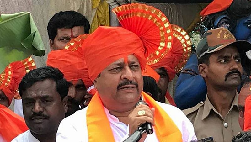 ಡಿಸಿಎಂ ಹುದ್ದೆ ಕೊಡ್ತೀವಿ ಬಿಜೆಪಿಗೆ ಬನ್ನಿ: ರಮೇಶ್ ಜಾರಕಿಹೊಳಿಗೆ ಯತ್ನಾಳ್ ಆಹ್ವಾನ