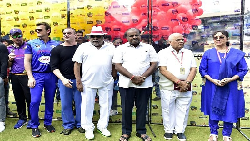 'ಕನ್ನಡ ಚಲನಚಿತ್ರ ಕ್ರಿಕೆಟ್ ಕಪ್ ಟೂರ್ನಿ 'ಗೆ ಮುಖ್ಯಮಂತ್ರಿ ಹೆಚ್. ಡಿ. ಕುಮಾರಸ್ವಾಮಿ ಚಾಲನೆ