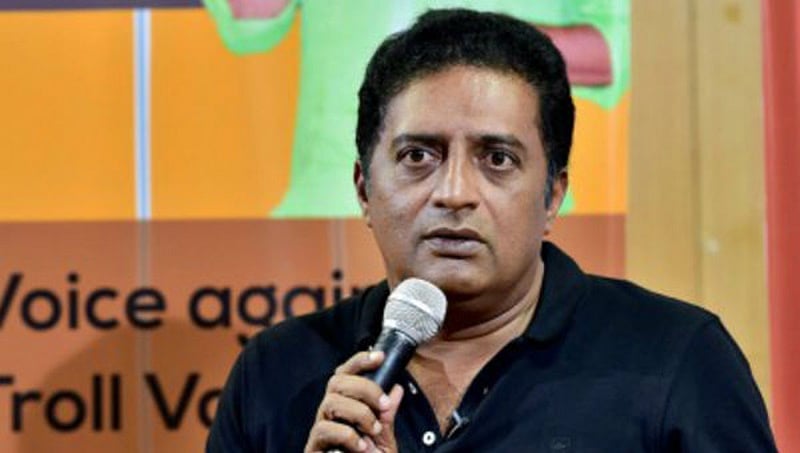 ರಾಹುಲ್ ಗಾಂಧಿ 'ಮಹಿಳೆ' ಹೇಳಿಕೆ ಸಮರ್ಥಿಸಿಕೊಂಡ ಪ್ರಕಾಶ್ ರೈ