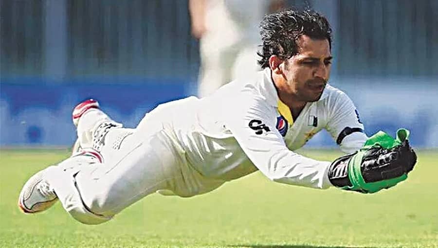ಎಂಎಸ್ ಧೋನಿ, ಆ್ಯಡಂ ಗಿಲ್ಕ್ರಿಸ್ಟ್ ದಾಖಲೆ ಮುರಿದ ಪಾಕ್ ನಾಯಕ ಸರ್ಫರಾಜ್ ಅಹ್ಮದ್!
