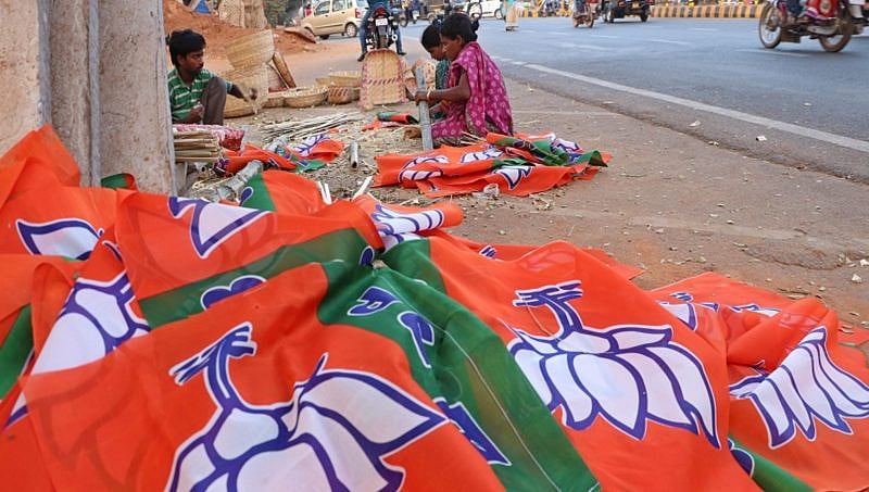 ಪದೇ ಪದೇ ಬಿಜೆಪಿ ಆಪರೇಷನ್ ಕಮಲಕ್ಕೆ 'ಕೈ' ಹಾಕಲು ಕಾರಣವೇನು? ಮುಖಂಡರಿಂದ ವಿಷಯ ಬಹಿರಂಗ!